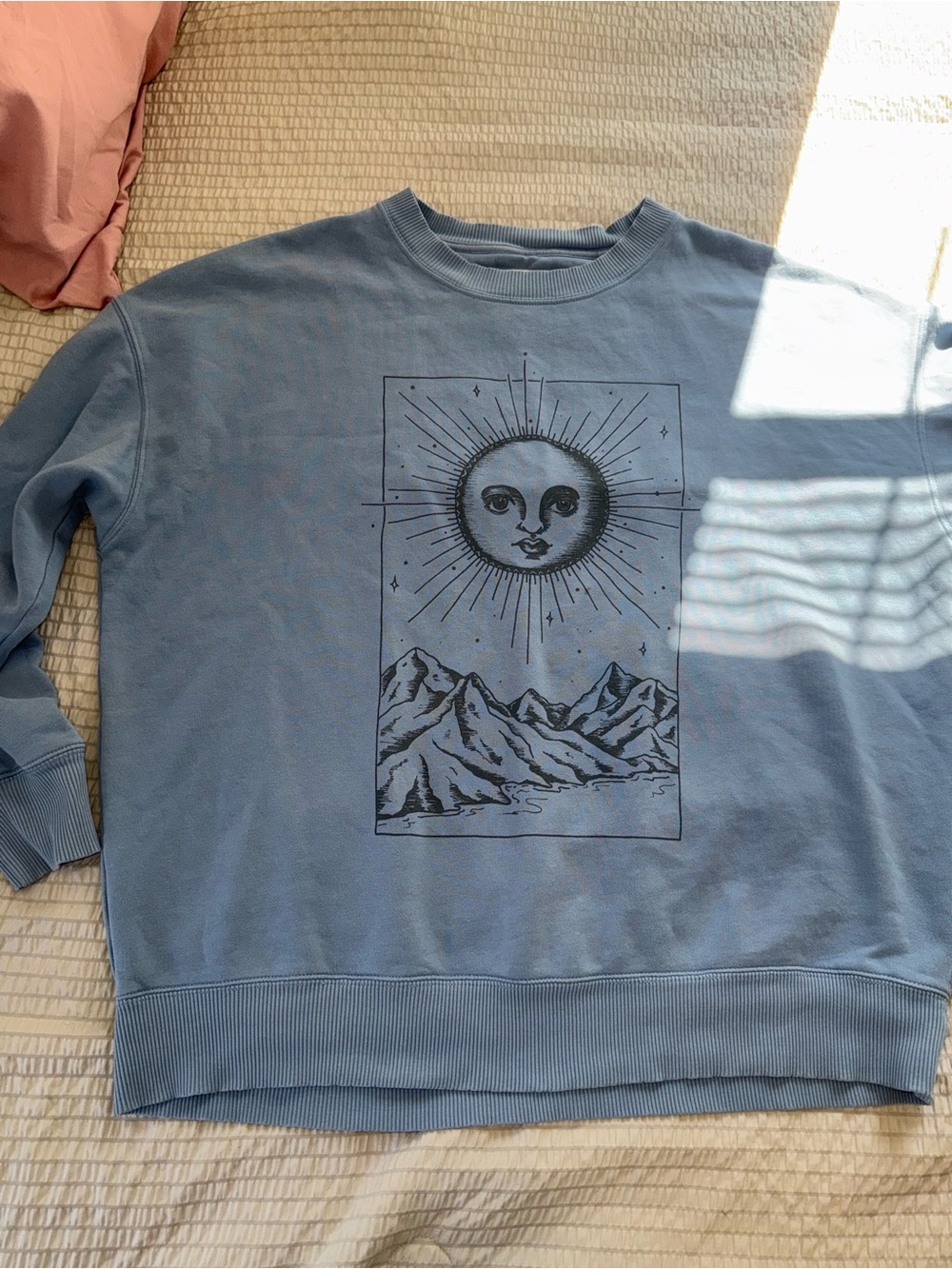AEO Blue Sun Mountains Oversized Crewneck small